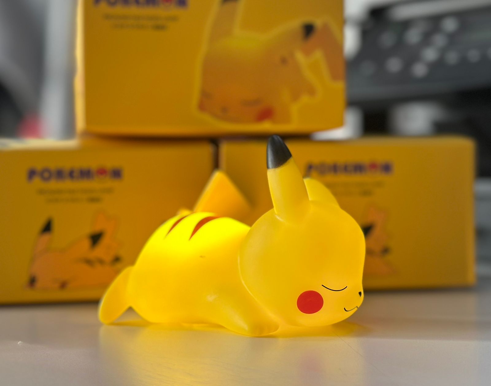 Vista 6 de Lampara Led de Pokemon Pikachu